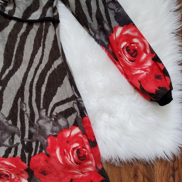 Coco & Tashi animal print and floral dress - Picture 2 of 4